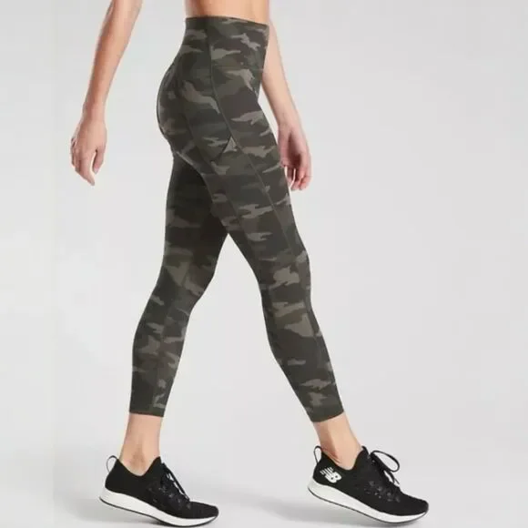 Athleta Ultimate 7/8 Tights High Waist Camo Leggings Stash Pockets Size M - Picture 7 of 10